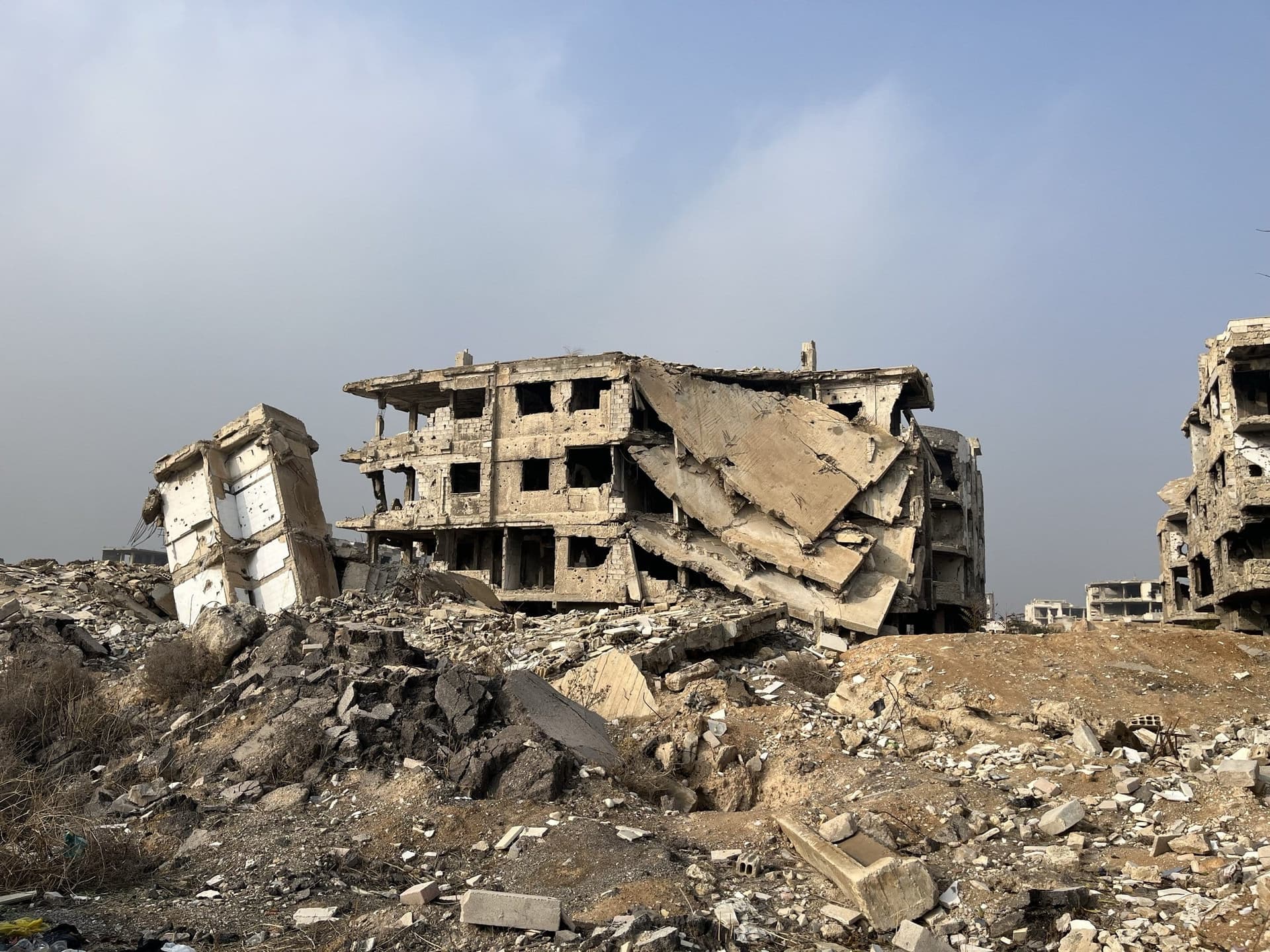 Vom Krieg zerstörte Wohnhäuser in Syrien