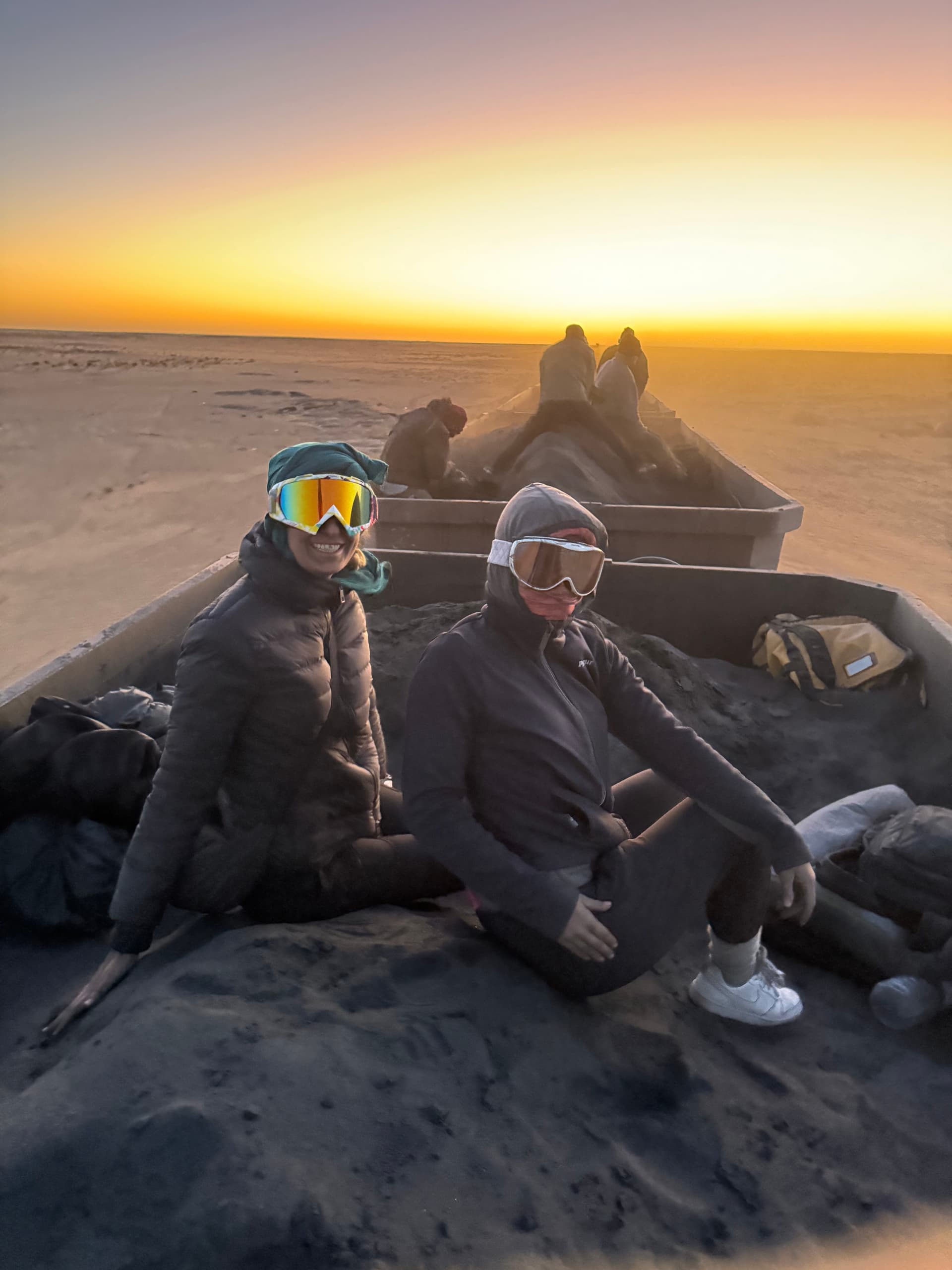 Expeditionsteam in der Wüste